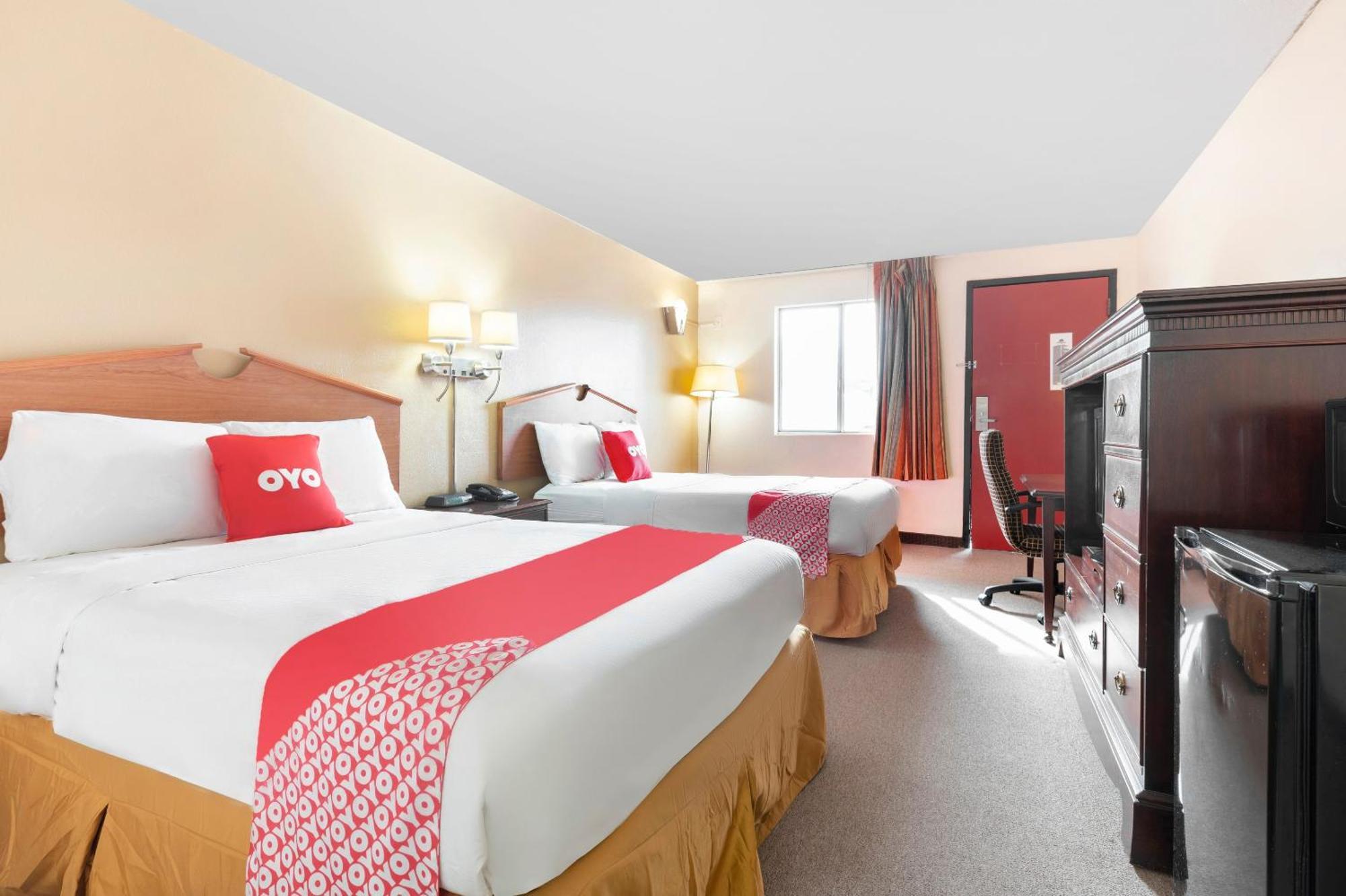 Oyo Hotel Tulsa International Airport ภายนอก รูปภาพ